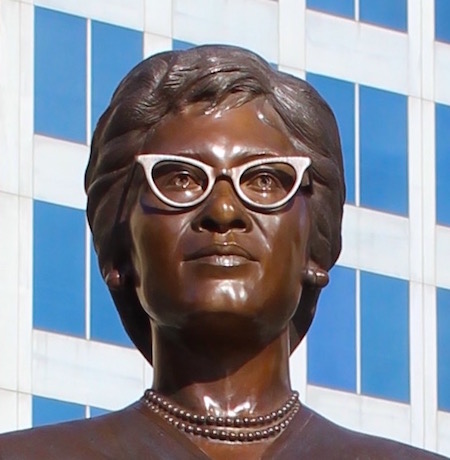 frankie_freeman_statue